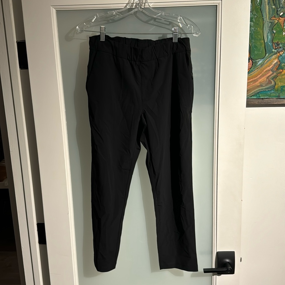 Vuori joggers, never worn, black, size medium